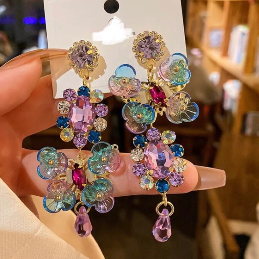 🌟 Colorful Drop Earrings Butterfly Asymmetrical